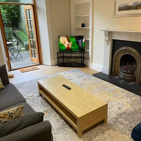 Fantastic Location 10 Mins To Princes Street- 15 To Royal Mile- Main Door-Patio Edynburg Zewnętrze zdjęcie