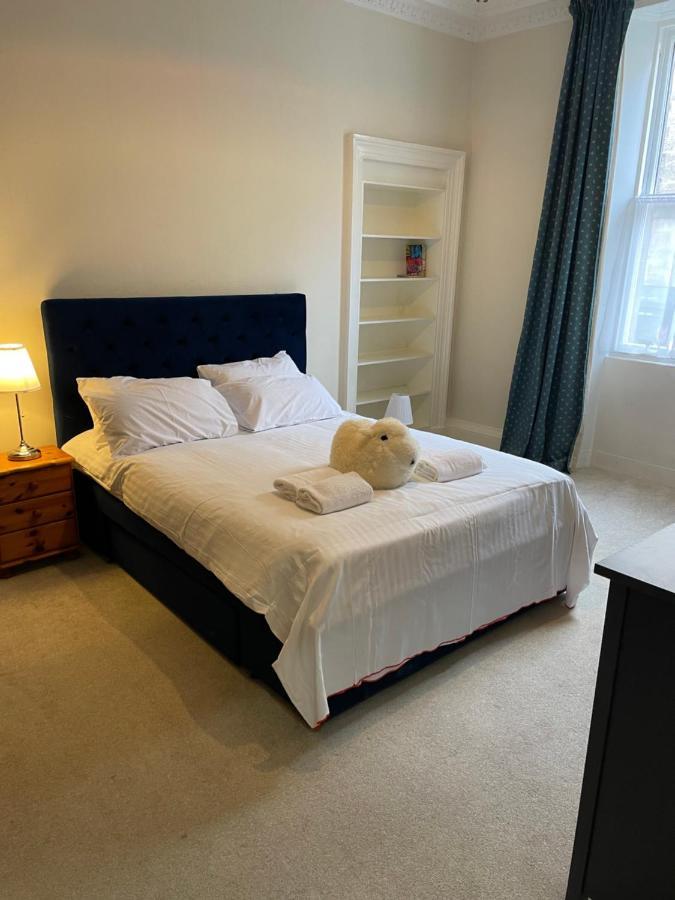 Fantastic Location 10 Mins To Princes Street- 15 To Royal Mile- Main Door-Patio Edynburg Zewnętrze zdjęcie