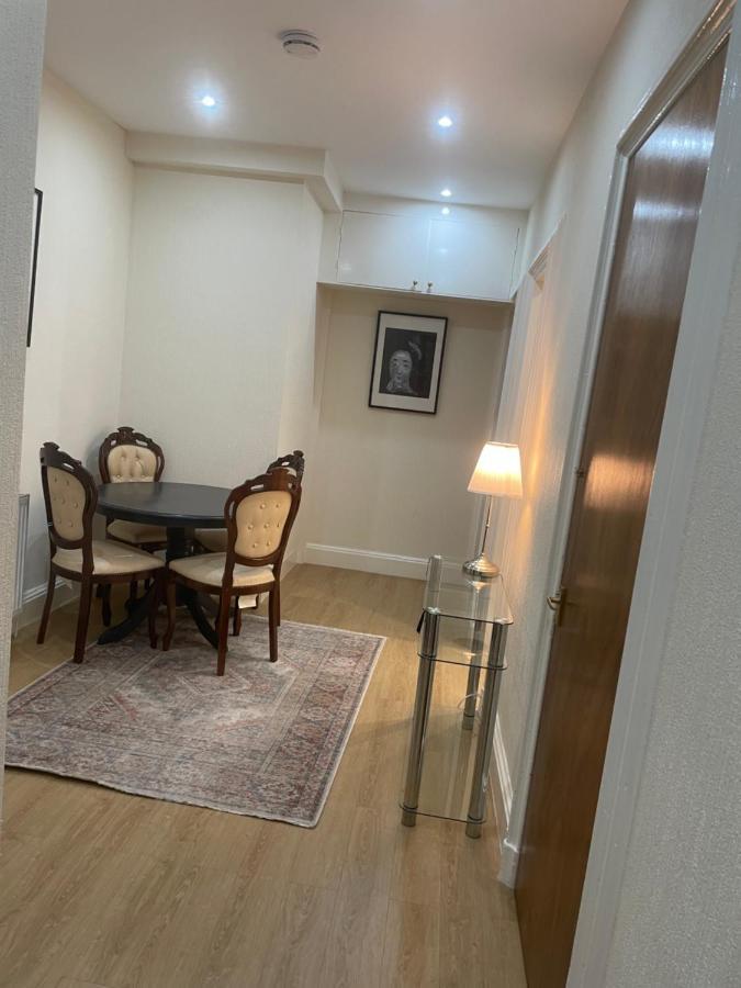 Fantastic Location 10 Mins To Princes Street- 15 To Royal Mile- Main Door-Patio Edynburg Zewnętrze zdjęcie